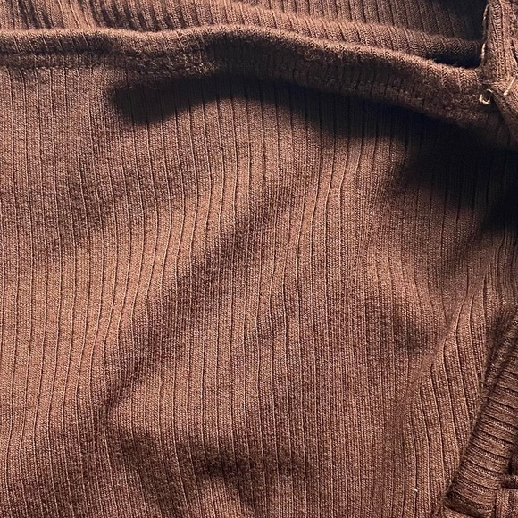 Brown crop top - Picture 6 of 6